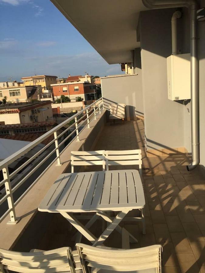 Sunset House Apartment Фиумичино Екстериор снимка