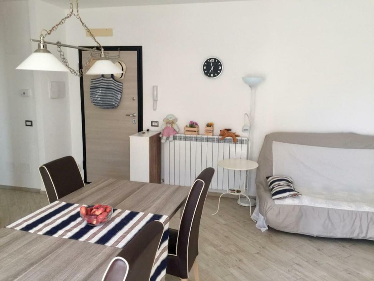 Sunset House Apartment Фиумичино Екстериор снимка