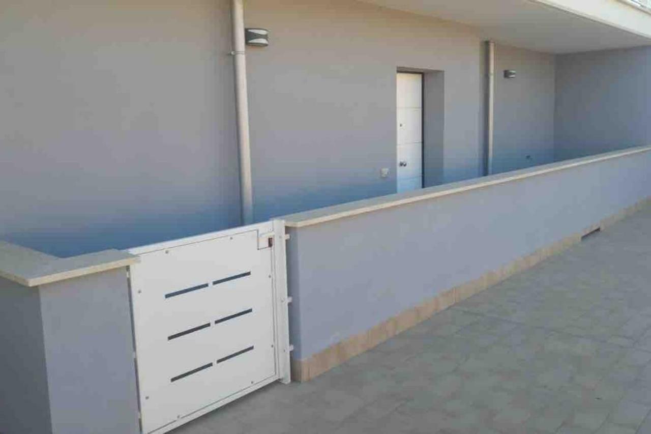 Sunset House Apartment Фиумичино Екстериор снимка