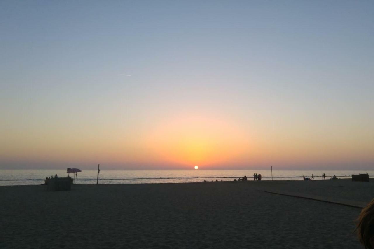 Sunset House Apartment Фиумичино Екстериор снимка